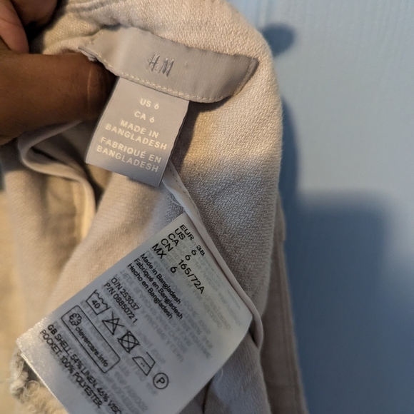 Linen shorts - Picture 3 of 3